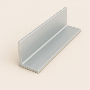 Уголок алюминиевый прессованный бульбообразный 100х75х8 мм 1920 ГОСТ 13617-97 в наличии в Мурманске