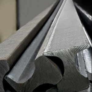 Рельс крановый А120 105 127,4 см2 сталь 900 DIN 536-1-1991 в наличии в Мурманске