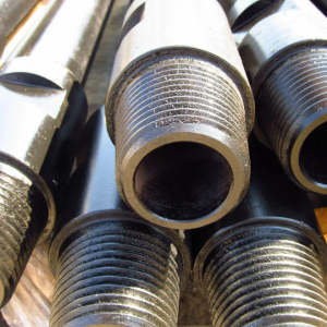 Стальная бурильная труба 63,5х4,5 мм 40Х ГОСТ Р 51245-99 в наличии в Мурманске